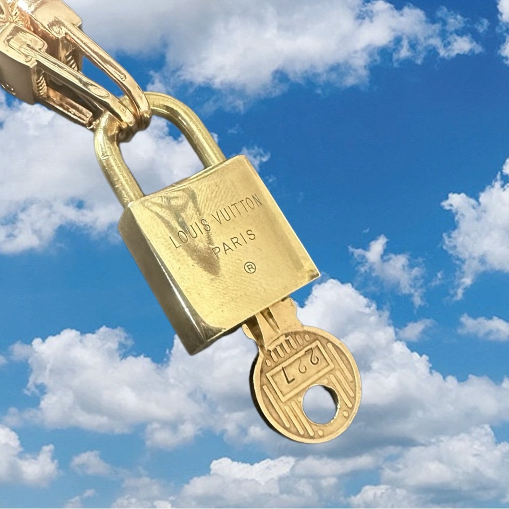 227 Authentic Louis Vuitton Lock and Key with Unbranded Chain Series 200’s